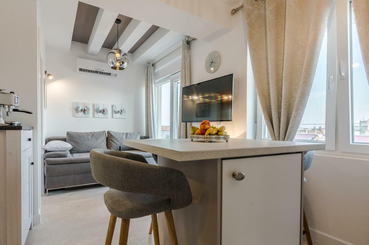 City Colours Apartment Zadar Extérieur photo